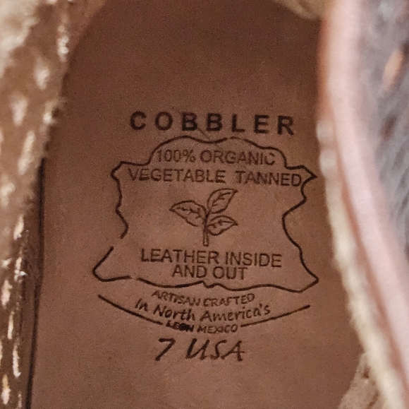 BED STU COBBLER Series Brown perforated ankle wedge boots. Size 7 - Picture 9 of 11